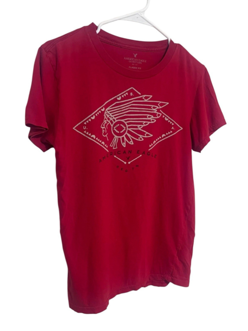 American Eagle Indian Head T-Shirt Men’s Small Red Native Tribal Classic Fit Tee